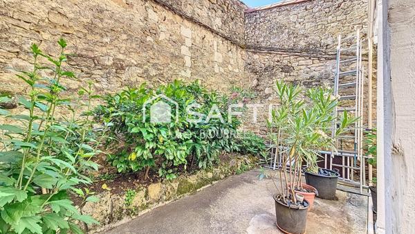 Jolie maison de ville en pierre