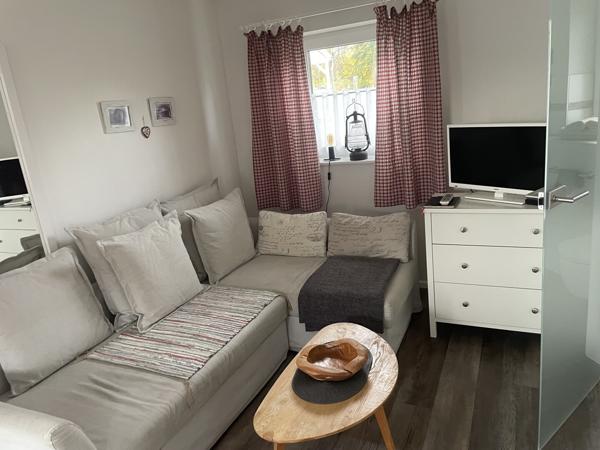 Maison familiale avec annexe chalet indépendant et piscine au calme