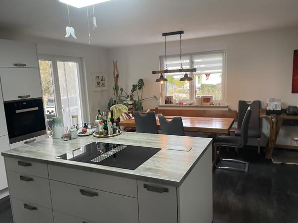 Maison familiale avec annexe chalet indépendant et piscine au calme