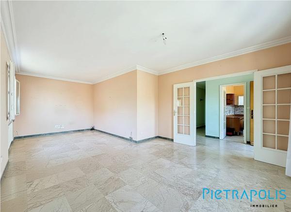 VÉNISSIEUX 69200 (GABRIEL PERI) – Maison individuelle 130 m² avec 4 Chambres dont studio indépendant, sous-sol complet et terrain clos de 662 m²