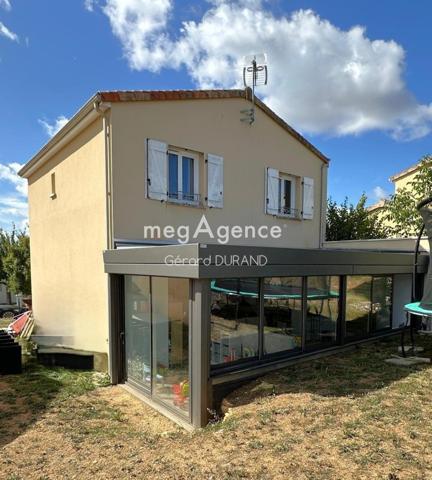 Maison à MONTAMISE, 86360 - 4 pièces 102m²