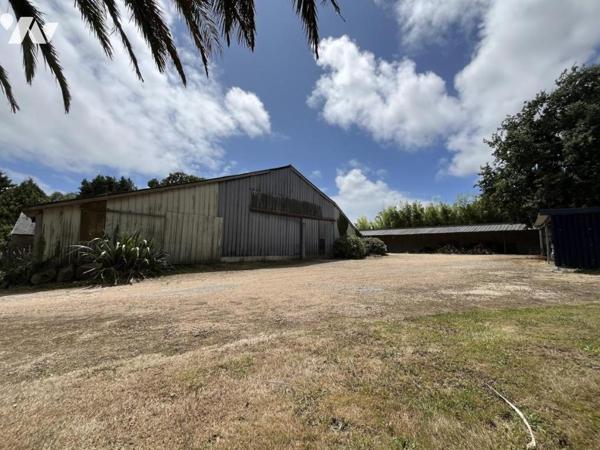 CORPS DE FERME -  15 ha - LA FORET FOUESNANT - IDEAL CHEVAUX et CENTRE EQUESTRE