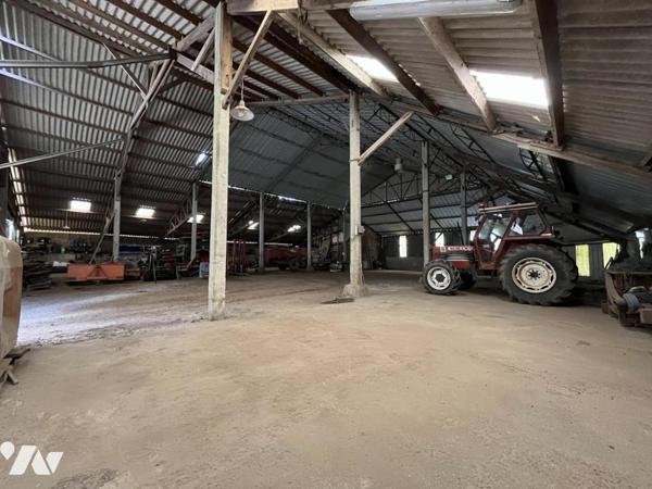 CORPS DE FERME -  15 ha - LA FORET FOUESNANT - IDEAL CHEVAUX et CENTRE EQUESTRE
