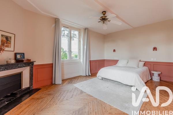 Maison à vendre 6 pièces 174 m² Châtillon