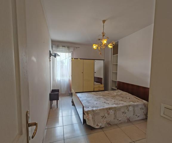 T3 DE 72M²(CARREZ)+ 10 M² TERRASSE+PKG 2MN PLAGE