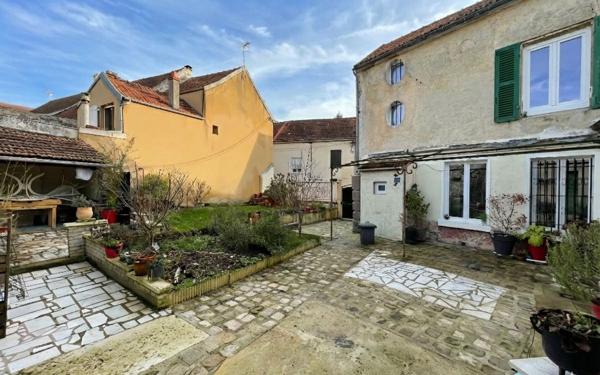 Maison à vendre    5 pièces • 122,42 m2 Lizy-sur-Ourcq