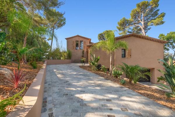 Vente Maison de luxe Le Pradet 6 Pièces 285 m²
