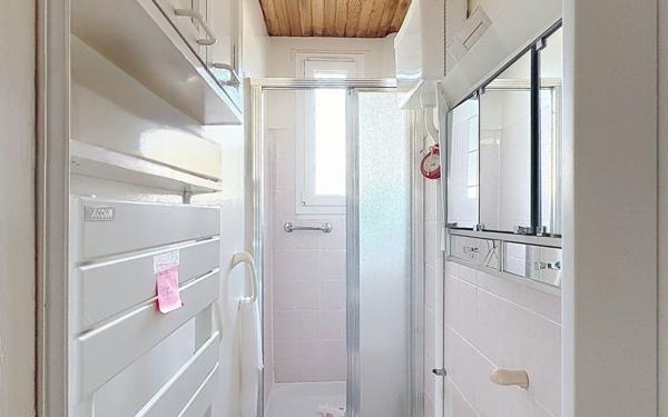 Appartement à vendre    3 pièces • 45,73 m2 Malakoff