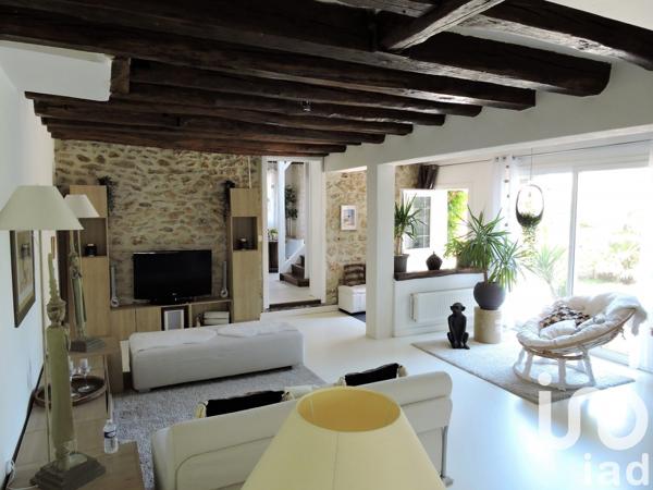 Maison traditionnelle 6 pièces de 169 m² à Montlhéry (91310)