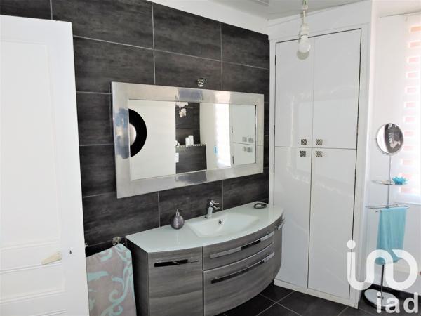 Maison traditionnelle 6 pièces de 169 m² à Montlhéry (91310)