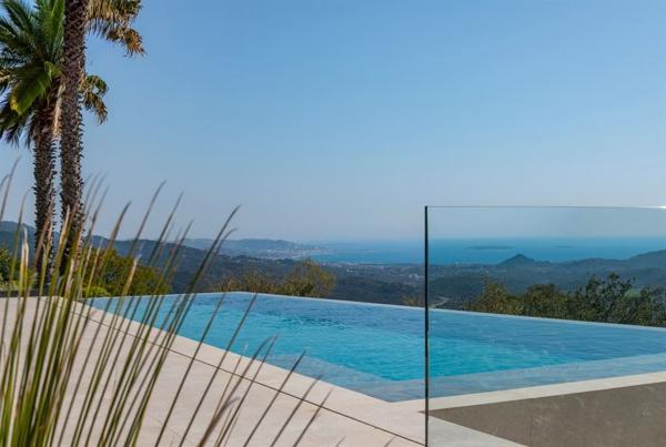 Vente Maison contemporaine Mandelieu-la-Napoule 10 Pièces 352 m²