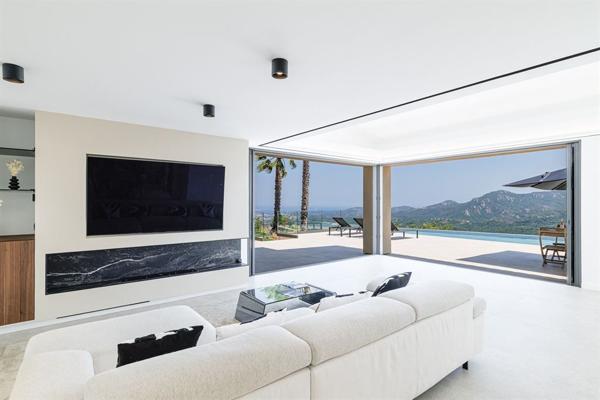 Vente Maison contemporaine Mandelieu-la-Napoule 10 Pièces 352 m²
