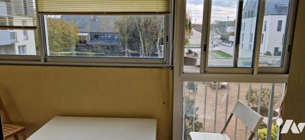 Saint Malo - Proche Gare TGV - Appartement (99.45m²) - Asc. - Loggia - 3 chambres - Cave et parking