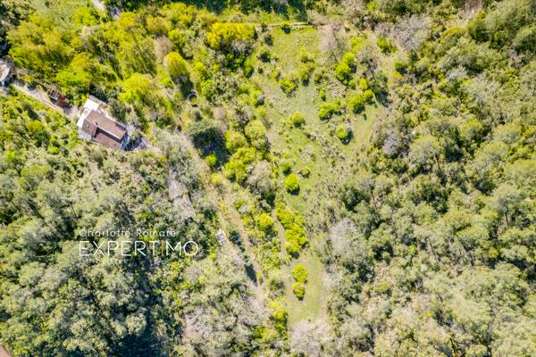 Barjols (83670) VILLA + 1HA DE TERRAIN PROCHE BARJOLS