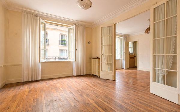 Appartement à vendre    2 pièces • 67,89 m2 Paris 16