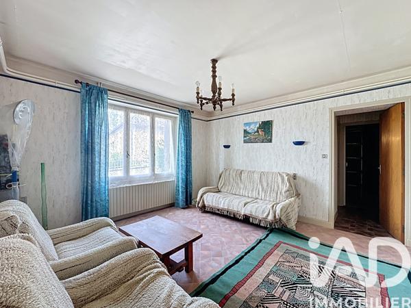 Maison à vendre 8 pièces 211 m² Saint-Alban-sur-Limagnole