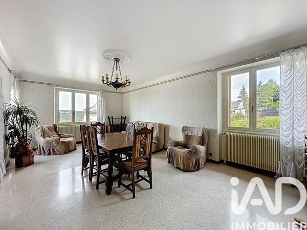 Maison à vendre 8 pièces 211 m² Saint-Alban-sur-Limagnole