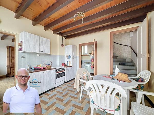 Maison à vendre 6 pièces SAINT JEAN D'AVELANNE (38) - 980m2 de terrain.