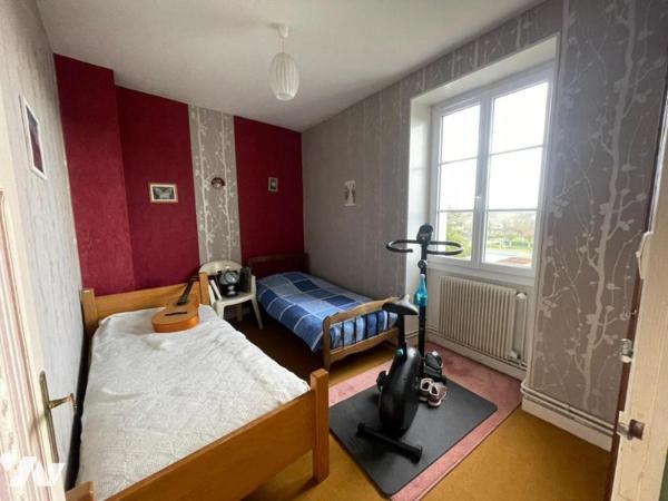 Maison au bord de la rivière à Sanxay – 112 m²