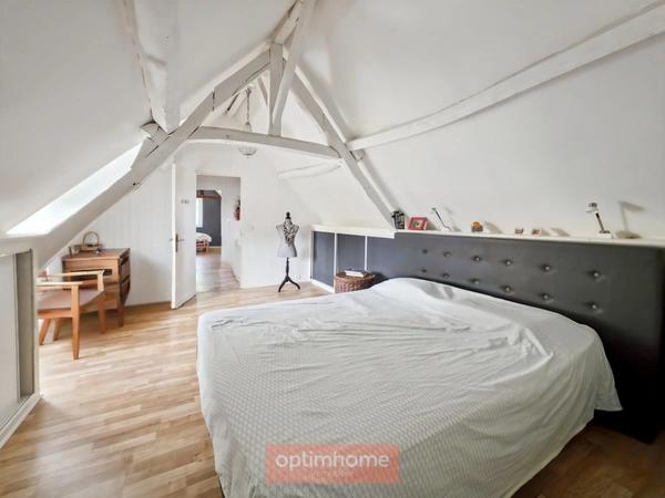 PROPRIETE 273 m² 6 CHAMBRES JARDIN EXPO SUD