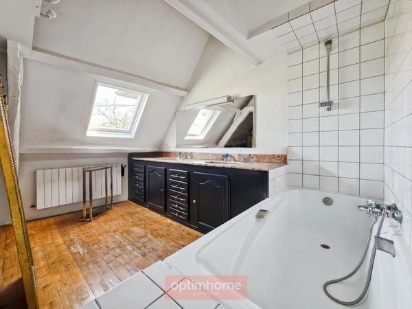PROPRIETE 273 m² 6 CHAMBRES JARDIN EXPO SUD