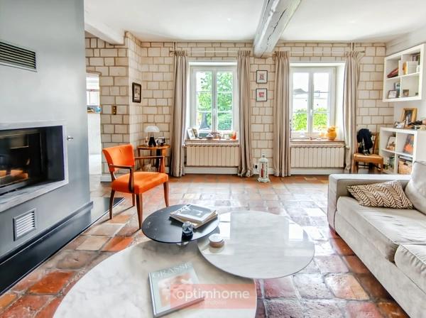 PROPRIETE 273 m² 6 CHAMBRES JARDIN EXPO SUD