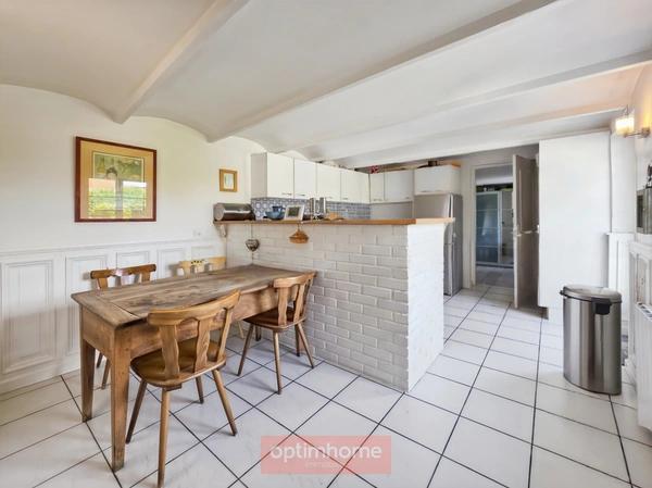 PROPRIETE 273 m² 6 CHAMBRES JARDIN EXPO SUD