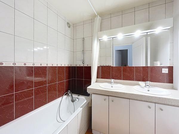 Appartement Suresnes 4 pièce(s) 98.5 m2