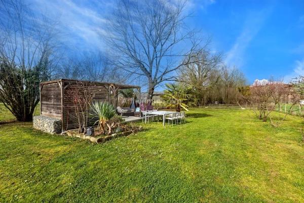 Vente Maison 5 pièces 140 m2 à Les Avenières Veyrins-Thuellin