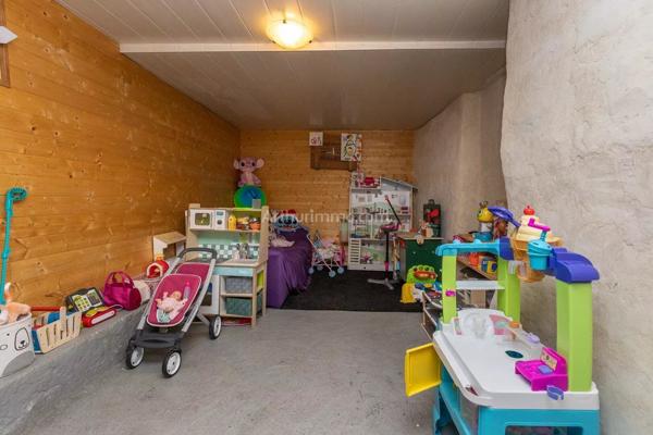 Vente Maison 5 pièces 140 m2 à Les Avenières Veyrins-Thuellin