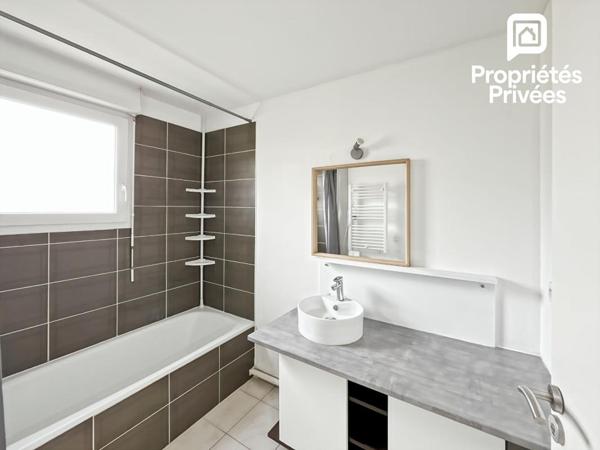 Appartement T3 centre Saint-André-de-Cubzac, aucun travaux , 2 places de parking