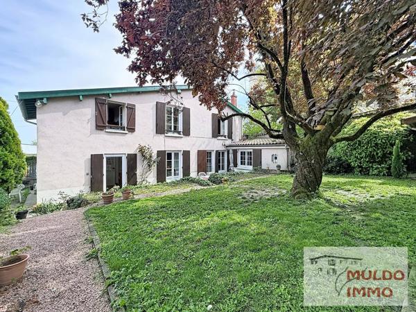 Maison de ville avec jardin coeur Lyon 5ème.
