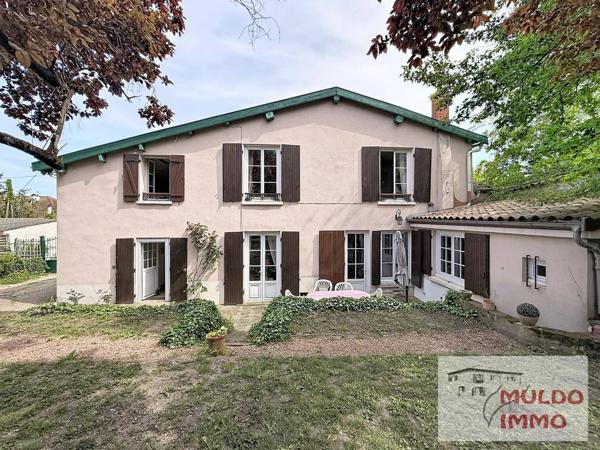 Maison de ville avec jardin coeur Lyon 5ème.