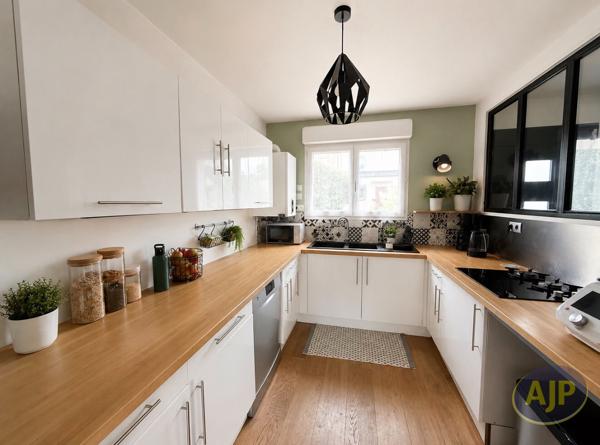 Vente maison Orvault : 399 000 € - AJP Immobilier Sautron