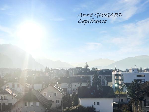 ANNECY-LE-VIEUX (74) - A 5 minutes à pied des Pommaries, beau 4 pièces d'angle en avant dernier étage
