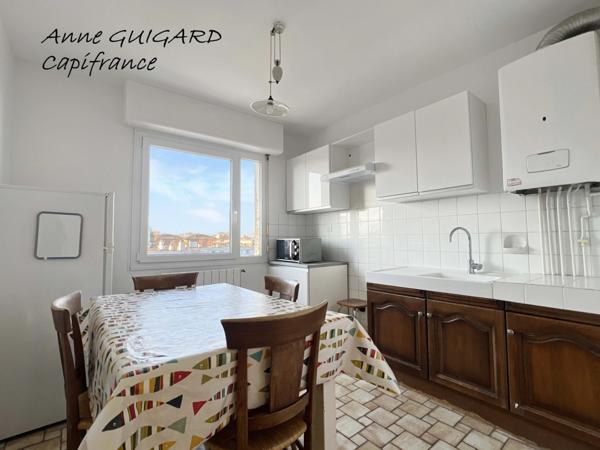 ANNECY-LE-VIEUX (74) - A 5 minutes à pied des Pommaries, beau 4 pièces d'angle en avant dernier étage