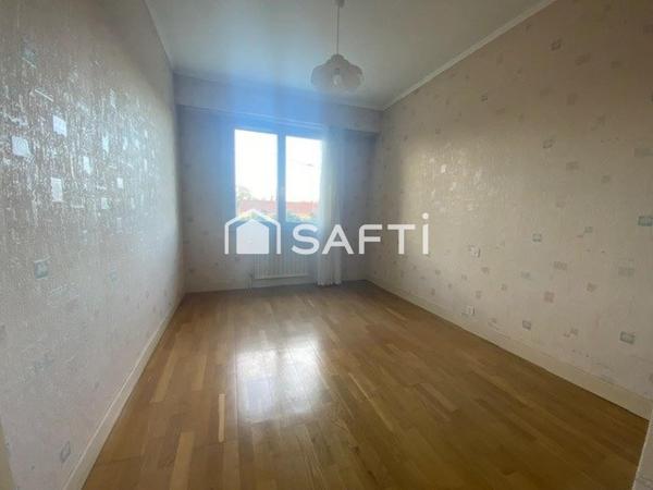 BOUGUENAIS - Maison 5 pièces - 3 chambres- 84m²