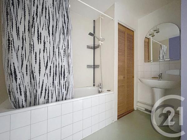 Appartement T2 à vendre  2 pièces - 38 m 2   TROYES  - 10