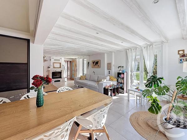 Maison à vendre  7 pièces - 174 m 2   ST ANDRE LES VERGERS  - 10