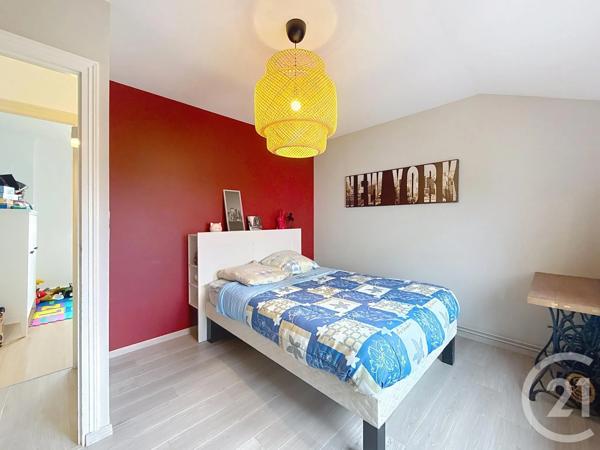 Maison à vendre  7 pièces - 174 m 2   ST ANDRE LES VERGERS  - 10