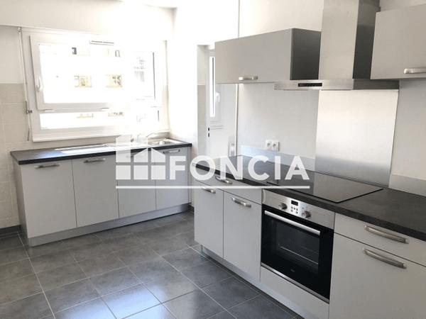 Location Appartement 4 pièces 87.29 m² - 289/291 RUE JEANNE D'ARC Nancy 54000