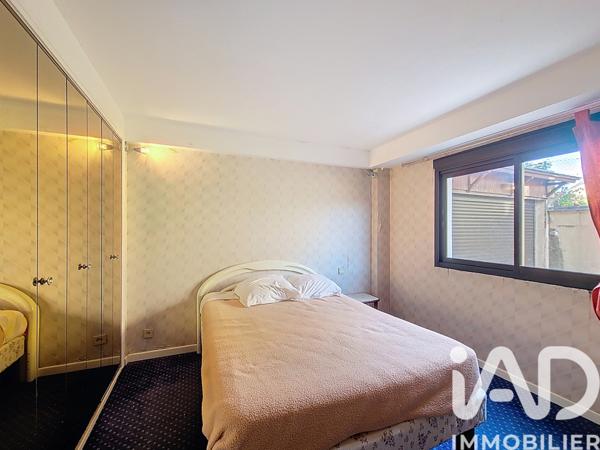 Maison à vendre 11 pièces 223 m² Saint-Chély-d'Apcher