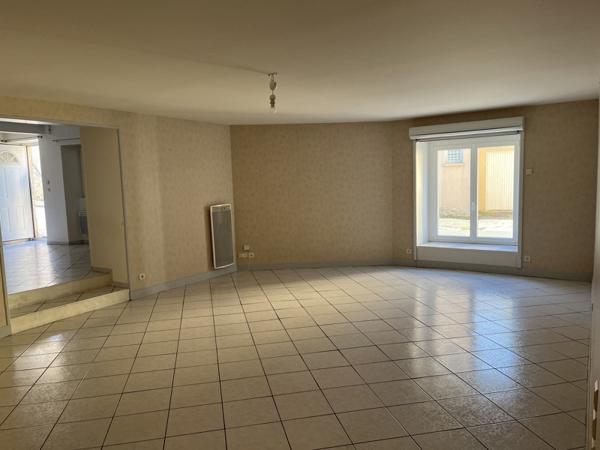 Appartement à louer 550 € CC Marthon 3 p 89 m² DPE D