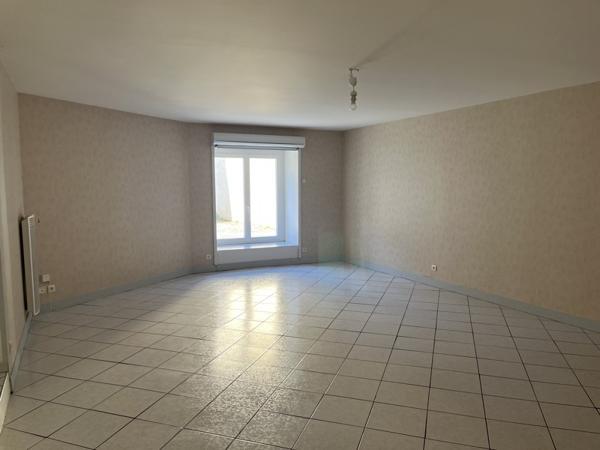 Appartement à louer 550 € CC Marthon 3 p 89 m² DPE D