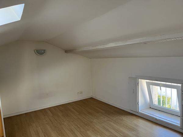 Appartement à louer 550 € CC Marthon 3 p 89 m² DPE D