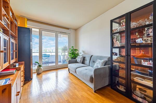 A  8 minutes du métro École vétérinaire