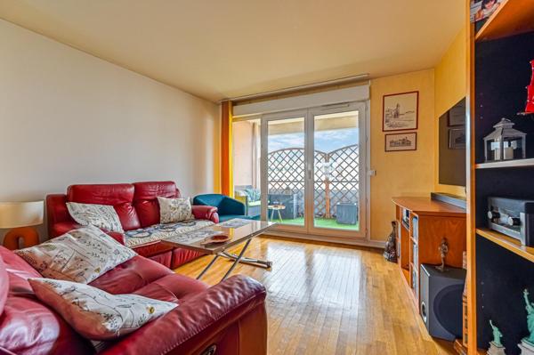 A  8 minutes du métro École vétérinaire