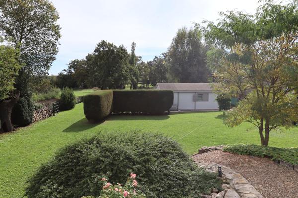 Ainay-le-Château – Propriété spacieuse avec potentiel locatif et chalet sur un terrain de 5760 m² Ainay-le-Château (03360)