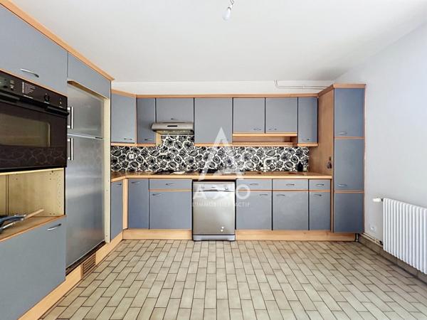 DIJON (21) Quartier St Anne - Maison 8 pièces 150 m²