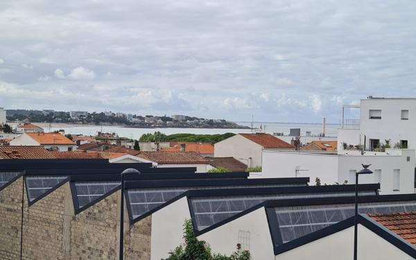 Appartement à vendre    3 pièces • 64,70 m2 Royan